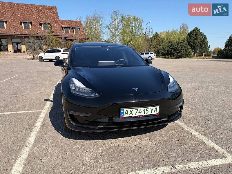 Седан Tesla Model 3 2019 в Харькове