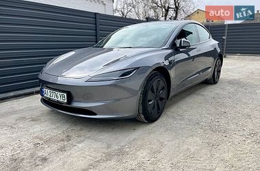 Седан Tesla Model 3 2024 в Белой Церкви