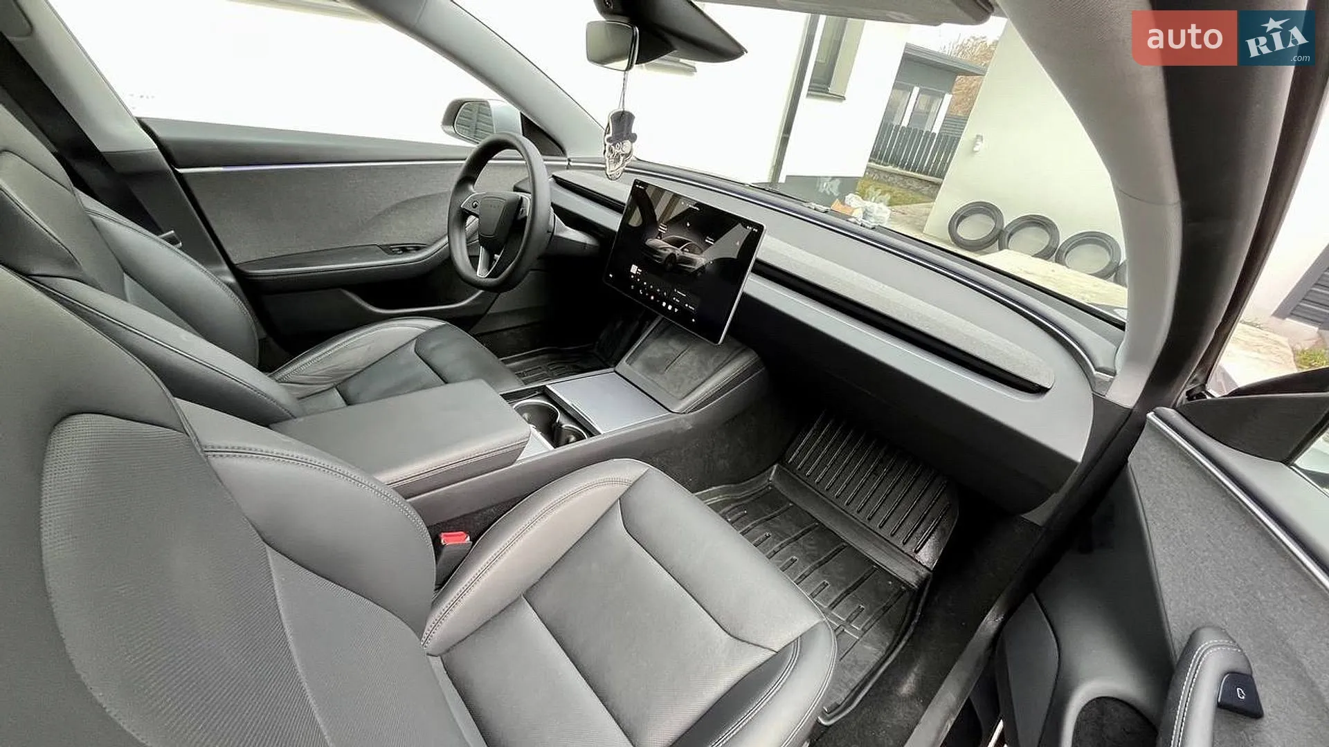 2024 Tesla Model 3 - мініатюра 11