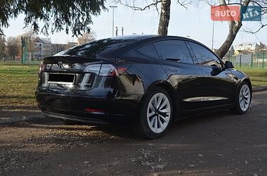 Седан Tesla Model 3 2021 в Трускавце