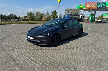 Седан Tesla Model 3 2024 в Новомосковске