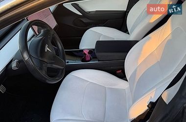 Седан Tesla Model 3 2018 в Дрогобыче