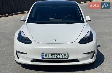 Седан Tesla Model 3 2022 в Києві