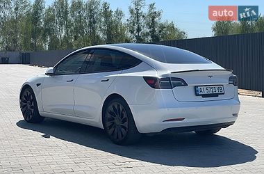 Седан Tesla Model 3 2022 в Києві