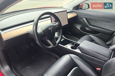 Седан Tesla Model 3 2018 в Киеве