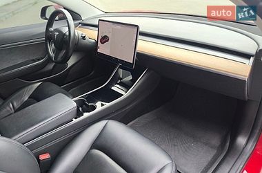 Седан Tesla Model 3 2018 в Киеве