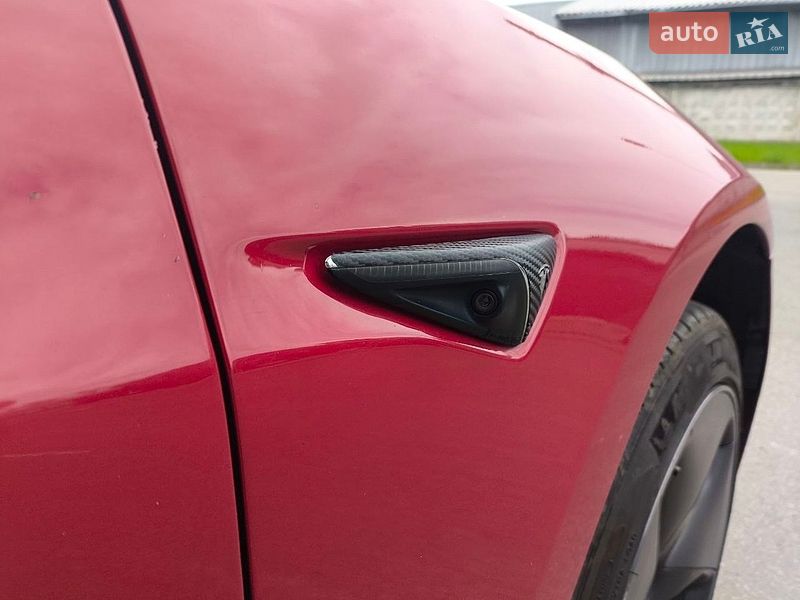 Седан Tesla Model 3 2018 в Киеве