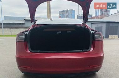 Седан Tesla Model 3 2018 в Киеве