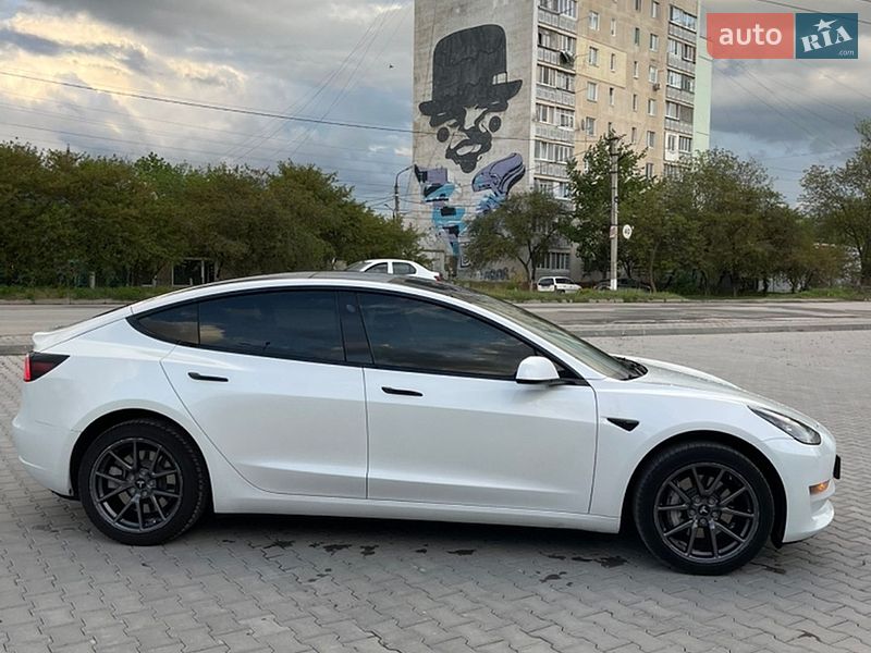 Седан Tesla Model 3 2021 в Каменец-Подольском