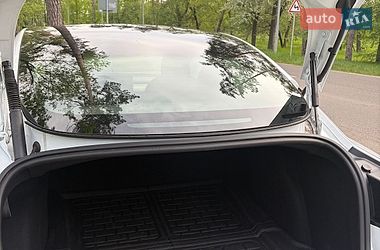 Седан Tesla Model 3 2022 в Черкассах