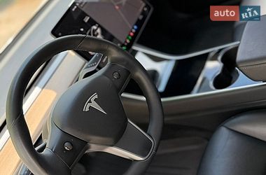 Седан Tesla Model 3 2019 в Житомире