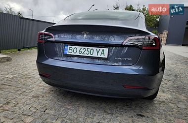 Седан Tesla Model 3 2022 в Тернополе