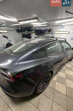 Седан Tesla Model 3 2024 в Киеве
