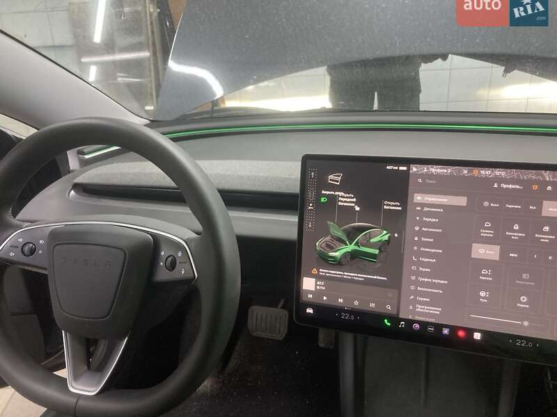 Седан Tesla Model 3 2024 в Києві