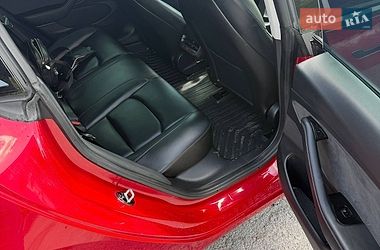Седан Tesla Model 3 2020 в Житомирі
