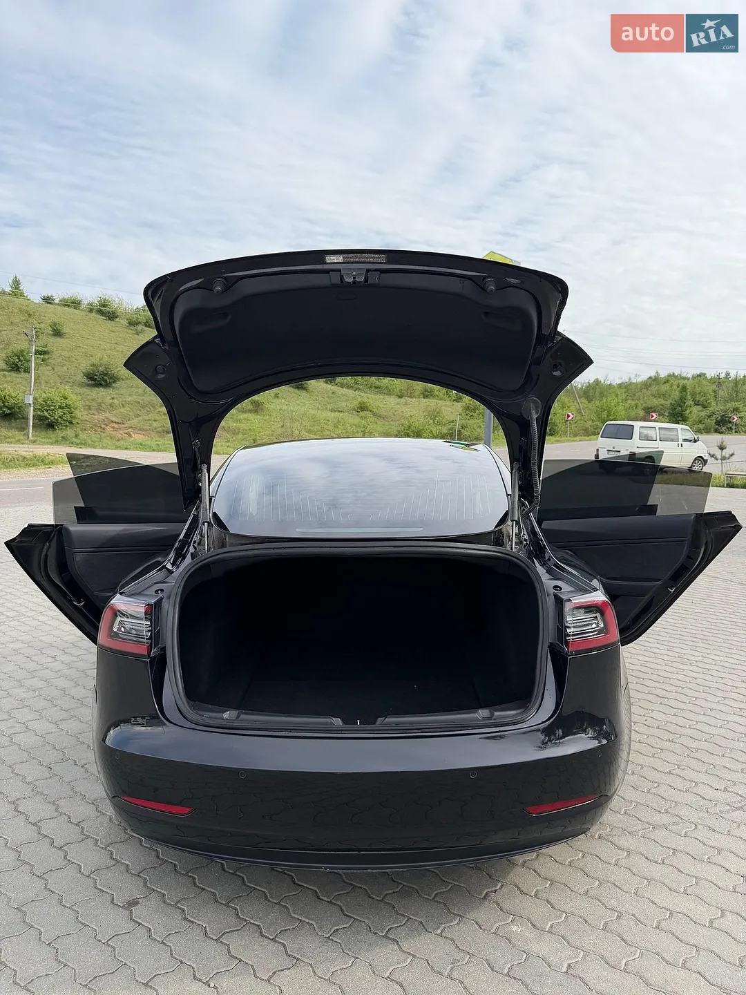 2018 Tesla Model 3 - мініатюра 26