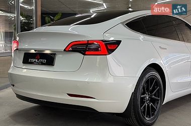Седан Tesla Model 3 2019 в Одесі