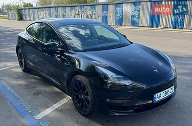 Седан Tesla Model 3 2022 в Днепре