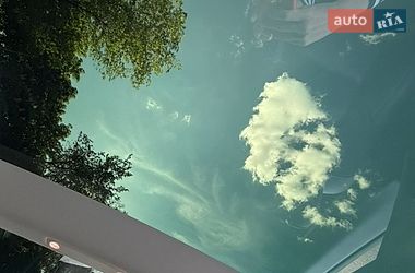 Седан Tesla Model 3 2022 в Днепре