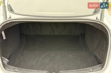 Седан Tesla Model 3 2025 в Дубно