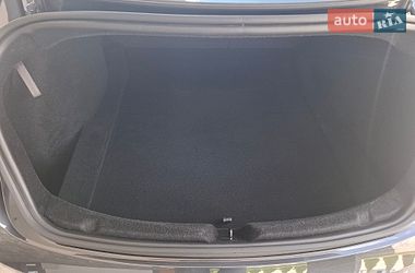 Седан Tesla Model 3 2025 в Ровно