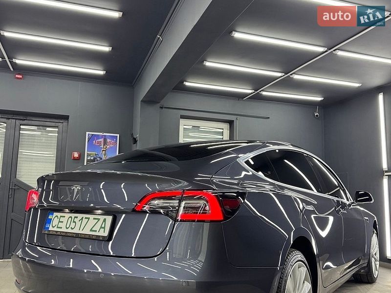 Седан Tesla Model 3 2019 в Коломые