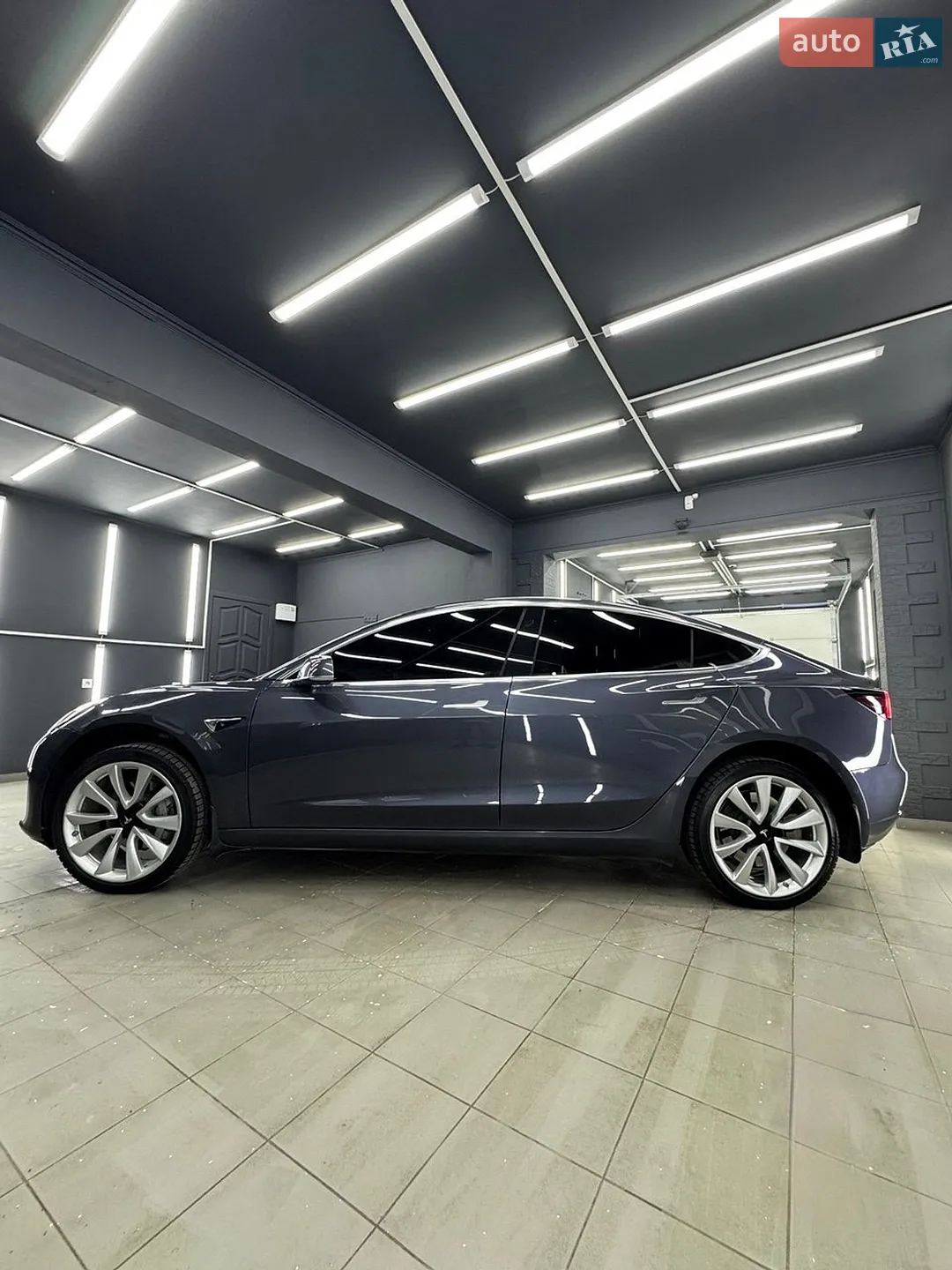 2019 Tesla Model 3 - мініатюра 8