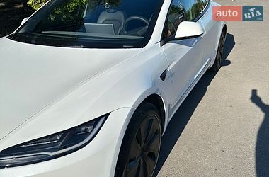 Седан Tesla Model 3 2024 в Тернополі