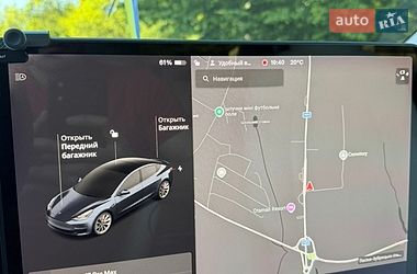 Седан Tesla Model 3 2021 в Львове
