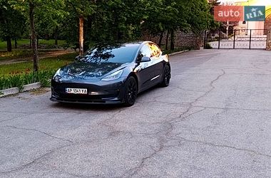 Седан Tesla Model 3 2021 в Запоріжжі