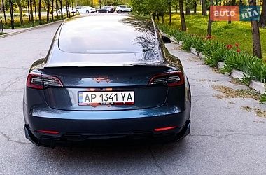 Седан Tesla Model 3 2021 в Запоріжжі