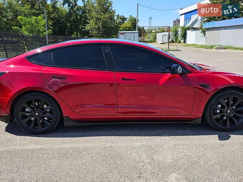 Седан Tesla Model 3 2018 в Днепре
