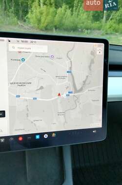 Седан Tesla Model 3 2021 в Полтаве