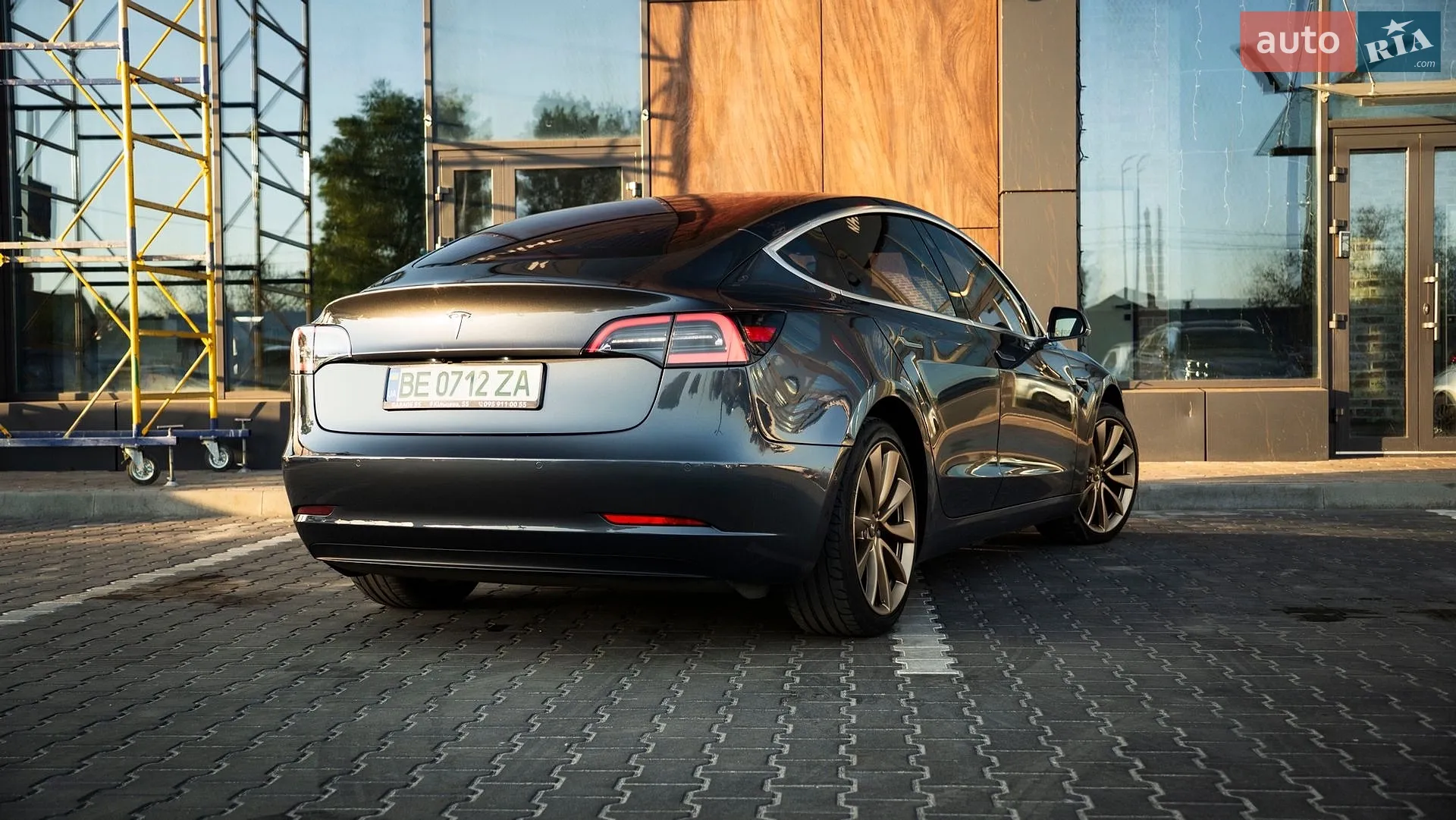2018 Tesla Model 3 - мініатюра 5