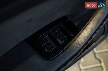 Седан Tesla Model 3 2018 в Києві