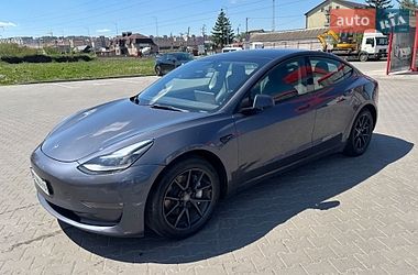 Седан Tesla Model 3 2022 в Виннице