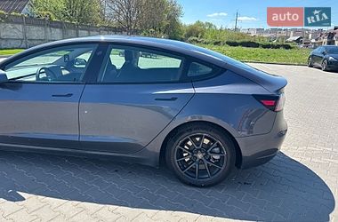 Седан Tesla Model 3 2022 в Виннице