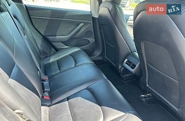 Седан Tesla Model 3 2022 в Виннице