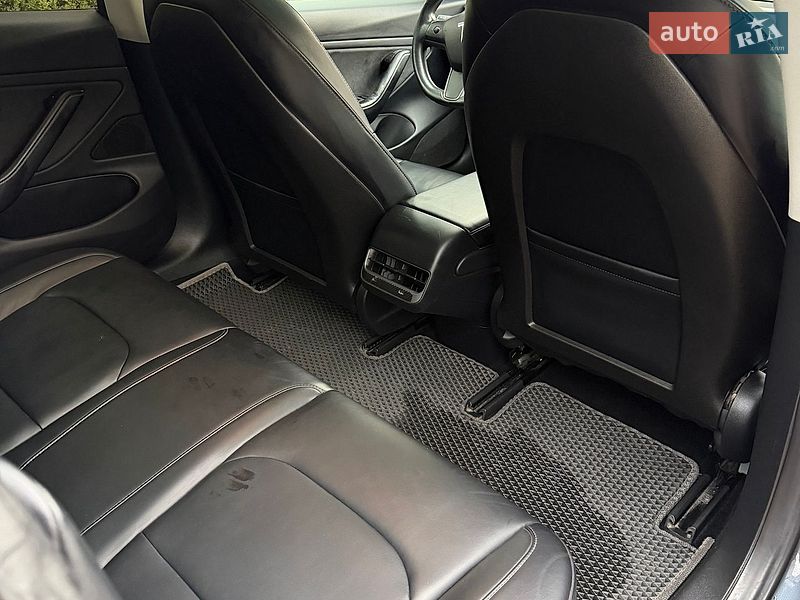Седан Tesla Model 3 2018 в Броварах фото 12 Седан Tesla Model 3 2018 в Броварах
