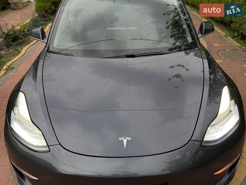 Седан Tesla Model 3 2018 в Броварах фото 15 Седан Tesla Model 3 2018 в Броварах