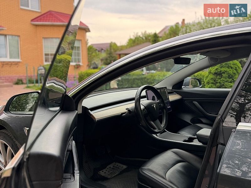 Седан Tesla Model 3 2018 в Броварах фото 19 Седан Tesla Model 3 2018 в Броварах