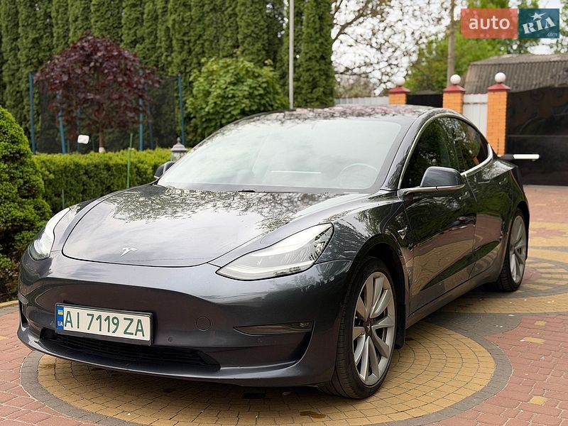 Седан Tesla Model 3 2018 в Броварах фото Седан Tesla Model 3 2018 в Броварах