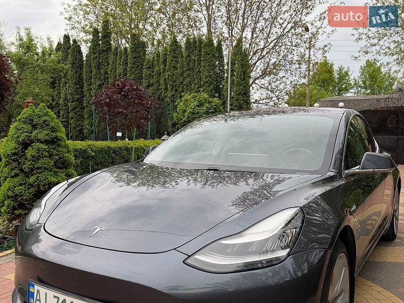 Седан Tesla Model 3 2018 в Броварах фото 32 Седан Tesla Model 3 2018 в Броварах