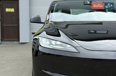 Седан Tesla Model 3 2025 в Луцьку