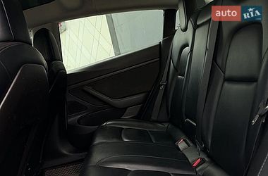 Седан Tesla Model 3 2019 в Києві