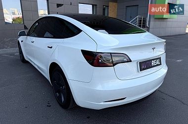Седан Tesla Model 3 2022 в Кривому Розі