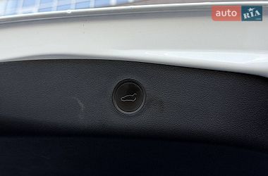 Седан Tesla Model 3 2022 в Кривому Розі