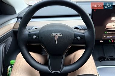 Седан Tesla Model 3 2022 в Кривому Розі