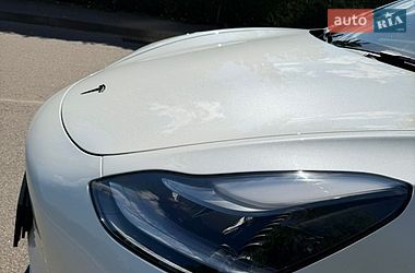 Седан Tesla Model 3 2022 в Киеве
