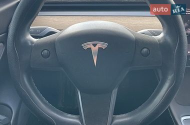 Седан Tesla Model 3 2018 в Львове